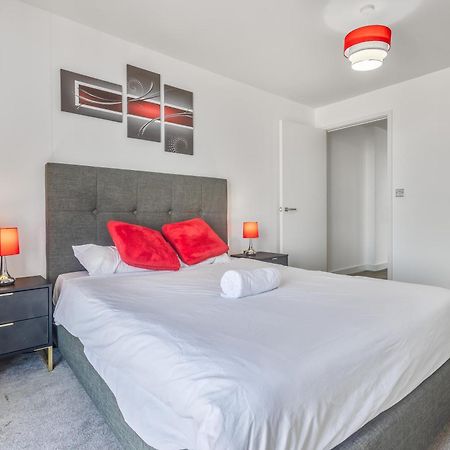 Luxury 2 Bedroom Apartment, On Broad Street! Birmingham Dış mekan fotoğraf