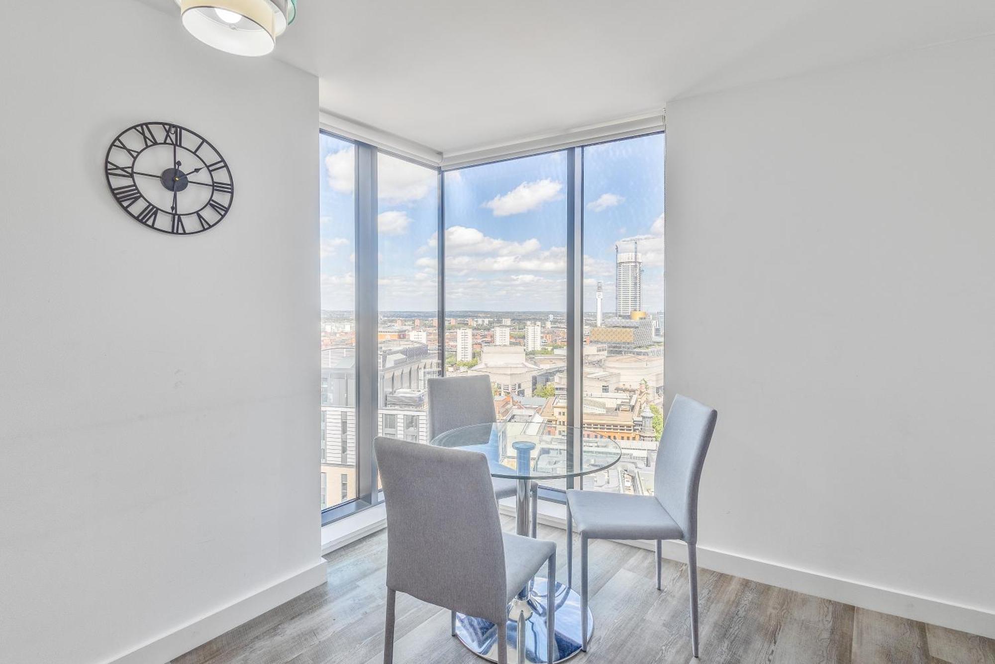 Luxury 2 Bedroom Apartment, On Broad Street! Birmingham Dış mekan fotoğraf