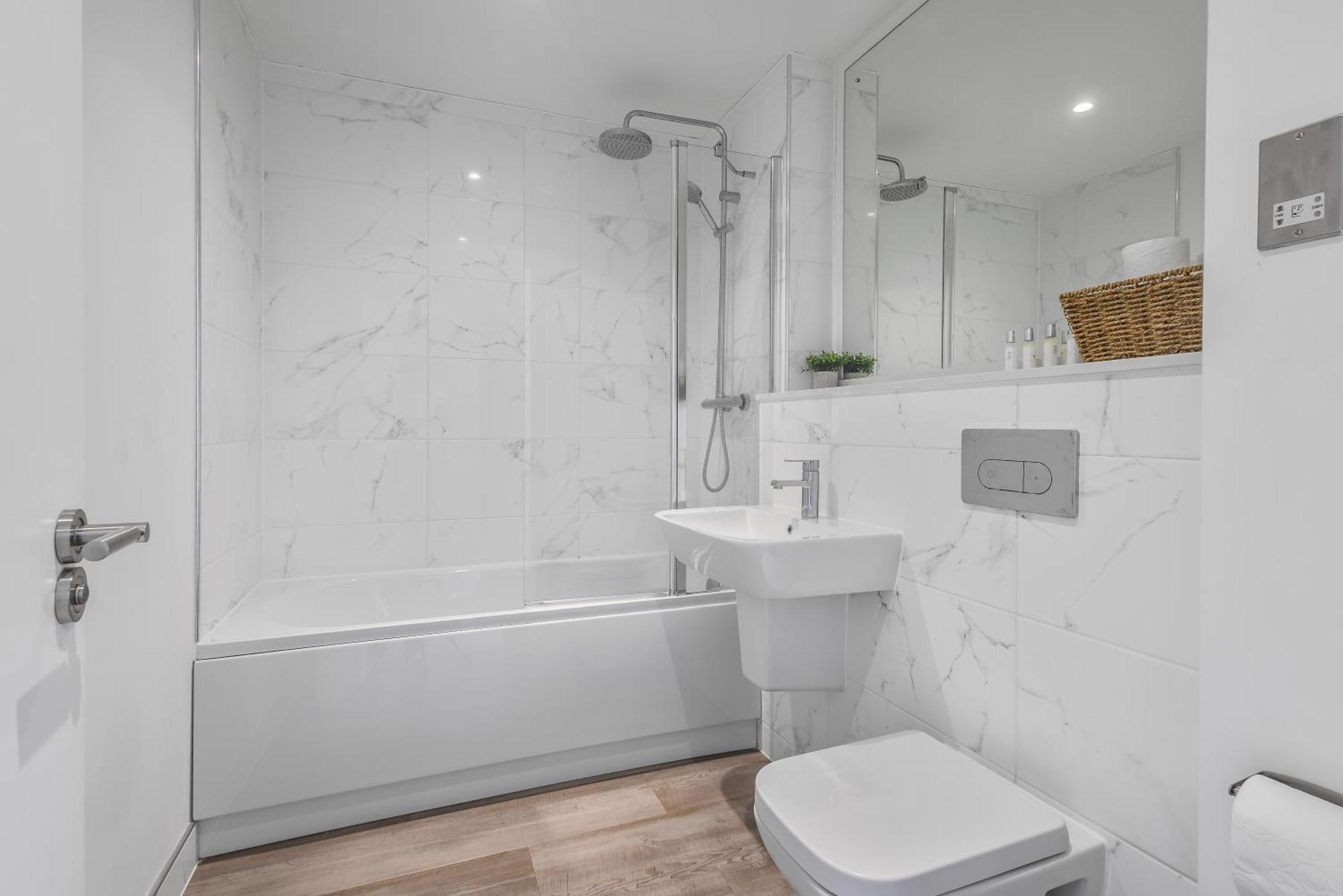 Luxury 2 Bedroom Apartment, On Broad Street! Birmingham Dış mekan fotoğraf